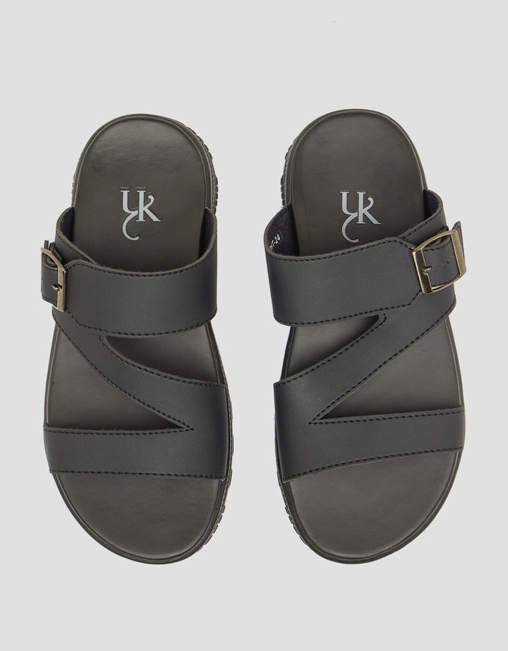 Yongki Komaladi Buckle Sandal Slipper Men