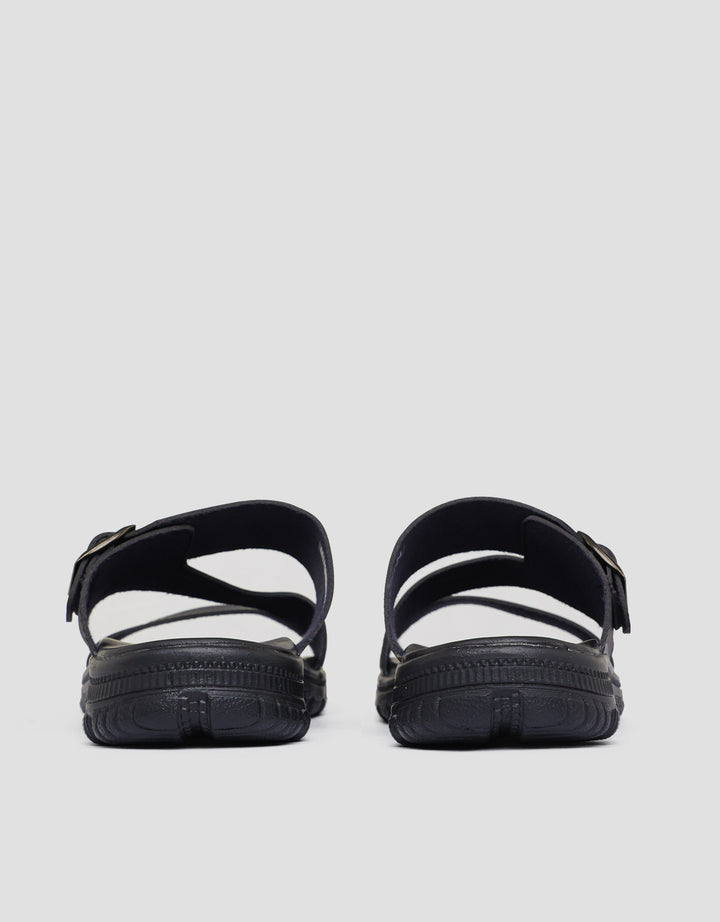Yongki Komaladi Buckle Sandal Slipper Men