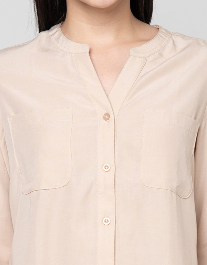 Cardinal Femme Full Button V-Neck Kemeja Wanita