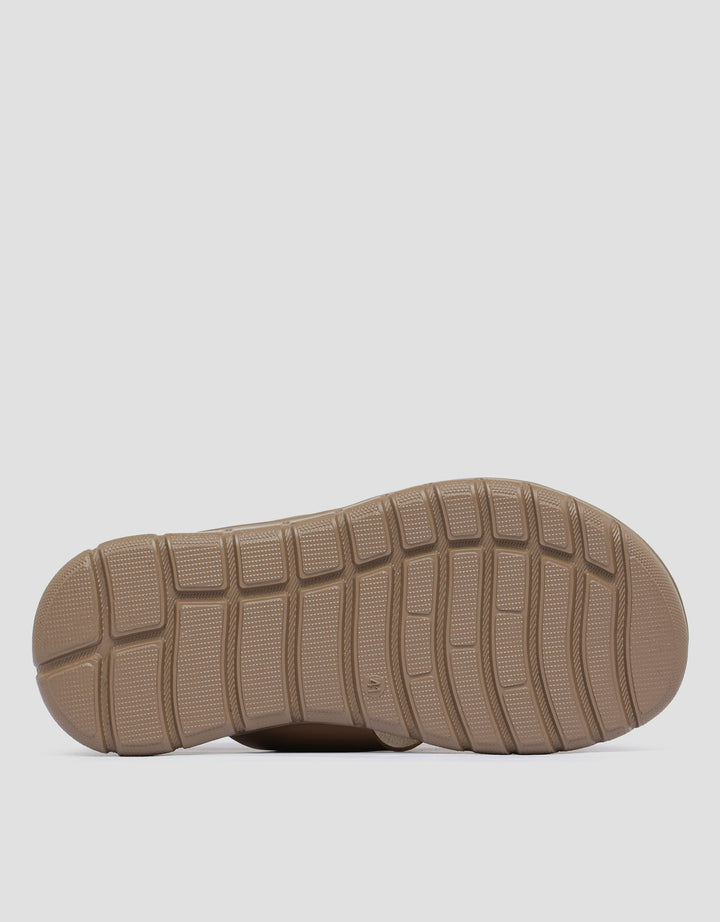 Yongki Komaladi Buckle Sandal Slipper Pria