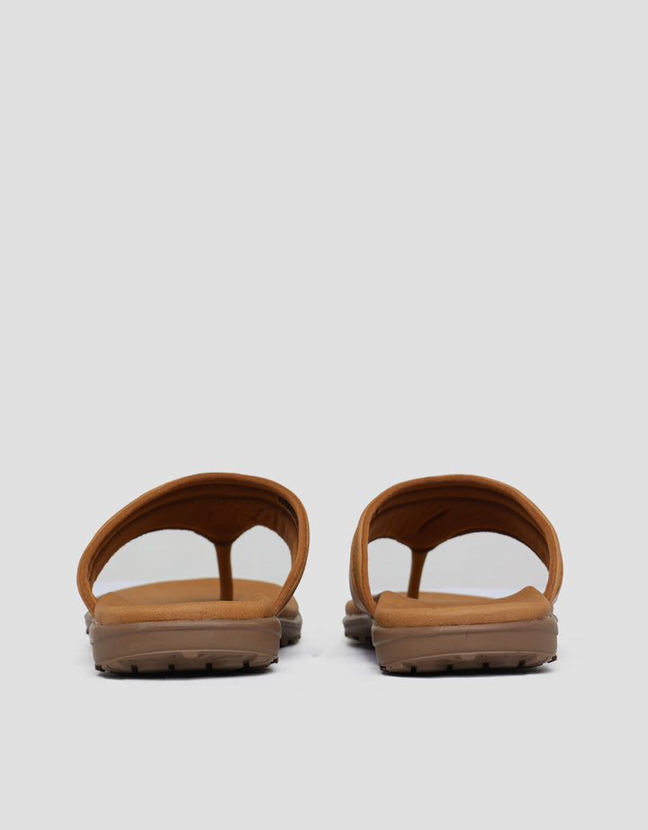 Yongki Komaladi IVM4020KL Sandal Jepit Pria