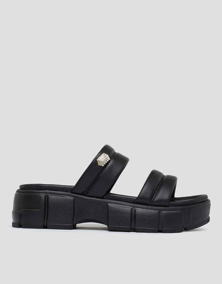 Yongki Komaladi Double Stitching Strap Sandal Wanita