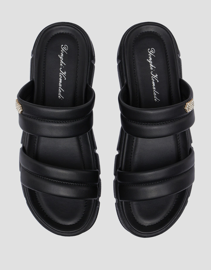 Yongki Komaladi Double Stitching Strap Sandal Wanita