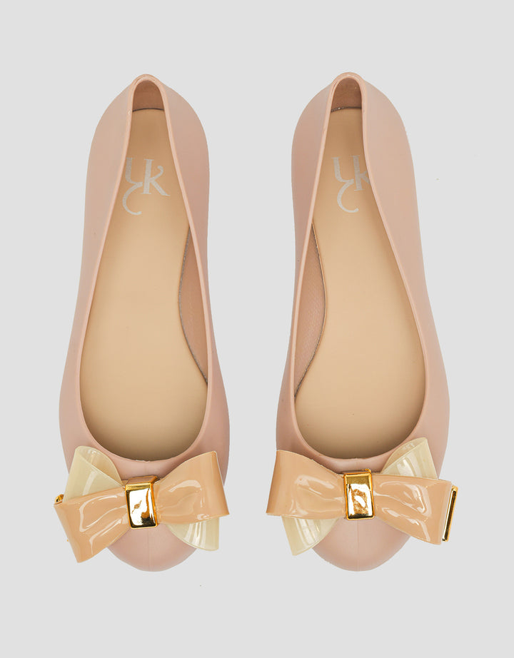 Yongki Komaladi Flower Brooch Sepatu Flat Wanita