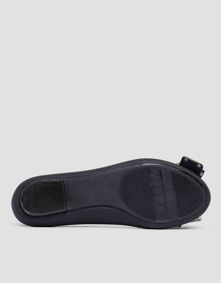 Yongki Komaladi Flower Brooch Women's Flat Shoes