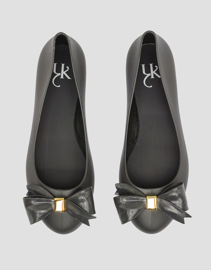 Yongki Komaladi Ribbon Detail Sepatu Wanita