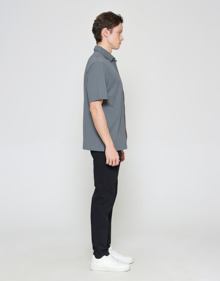 ZES Casual Sloid Basic Oliver Fit Kemeja Lengan Pendek Pria KMI403