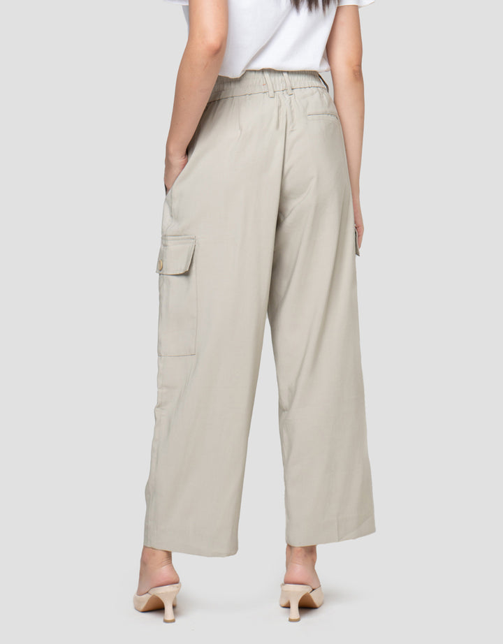 Cardinal Femme Fashionable Celana Wanita