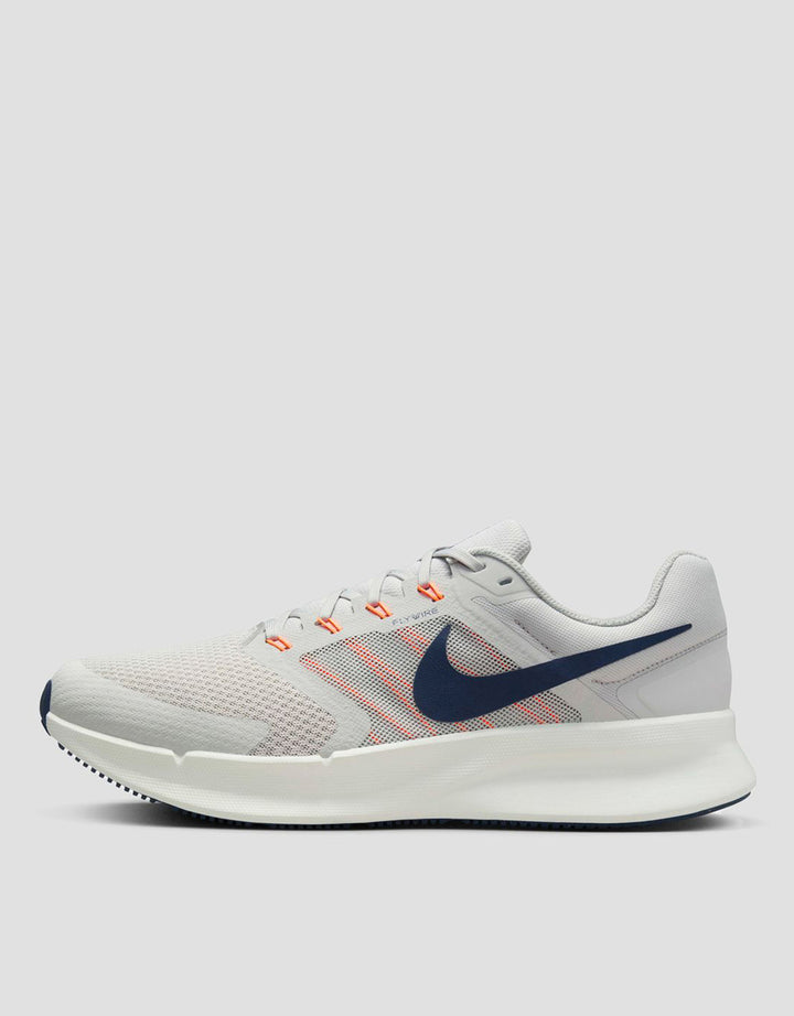 Nike Run Swift 3 DR2695-009 Sepatu Running Pria