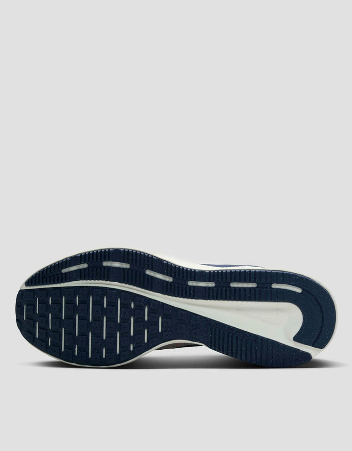 Nike Run Swift 3 DR2695-009 Sepatu Running Pria