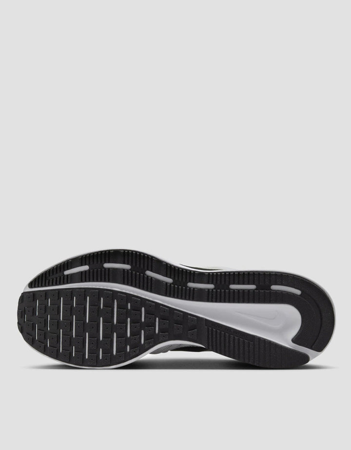 Nike Run Swift 3 DR2695-102 Sepatu Running Pria