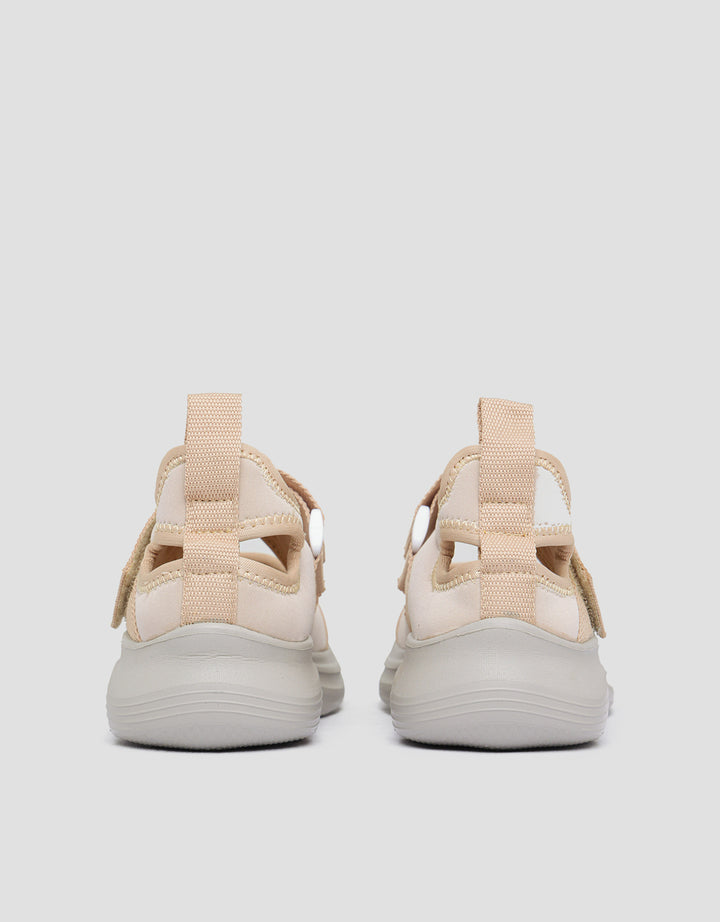 Yongki Komaladi RNY2015 Sepatu Sneakers Wanita