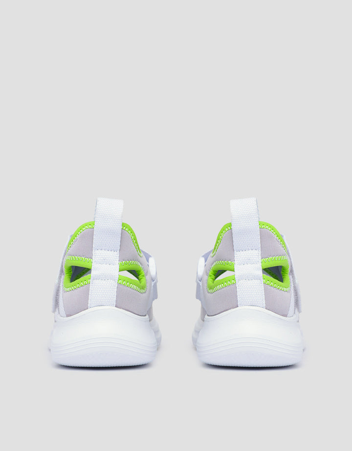 Yongki Komaladi RNY2015 Sepatu Sneakers Wanita