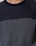 Cardinal Jeans Tuton Sweater Pria