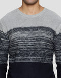 Cardinal Jeans Gradasi Warna Sweater Pria