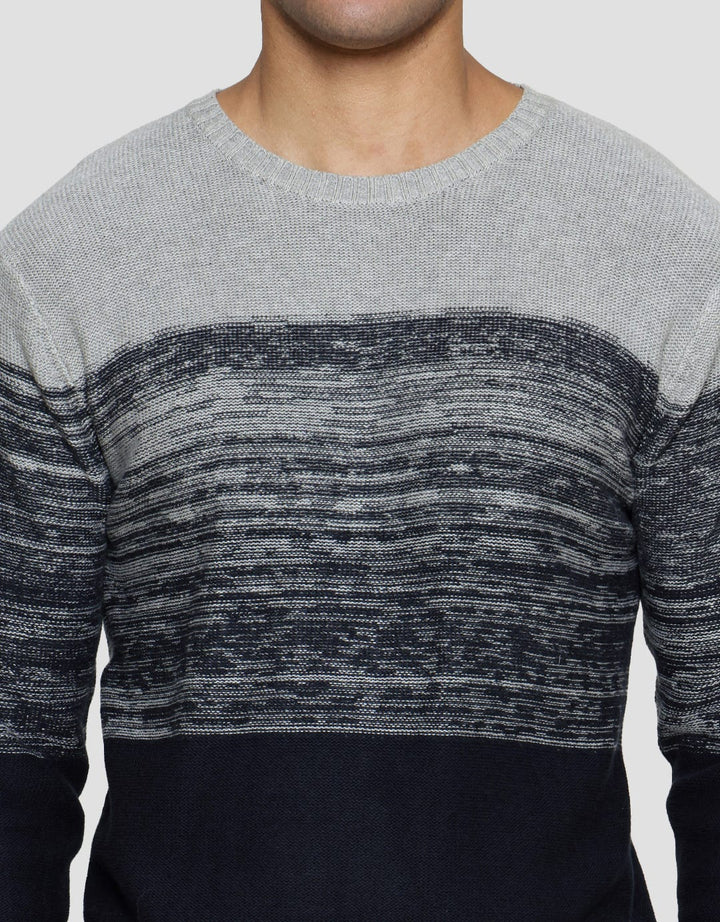 Cardinal Jeans Gradasi Warna Sweater Pria