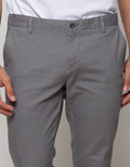 Cardinal Formal Celana Chinos