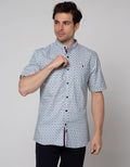 Johnwin Kemeja Detail Neck Casual