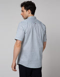 Johnwin Kemeja Detail Neck Casual