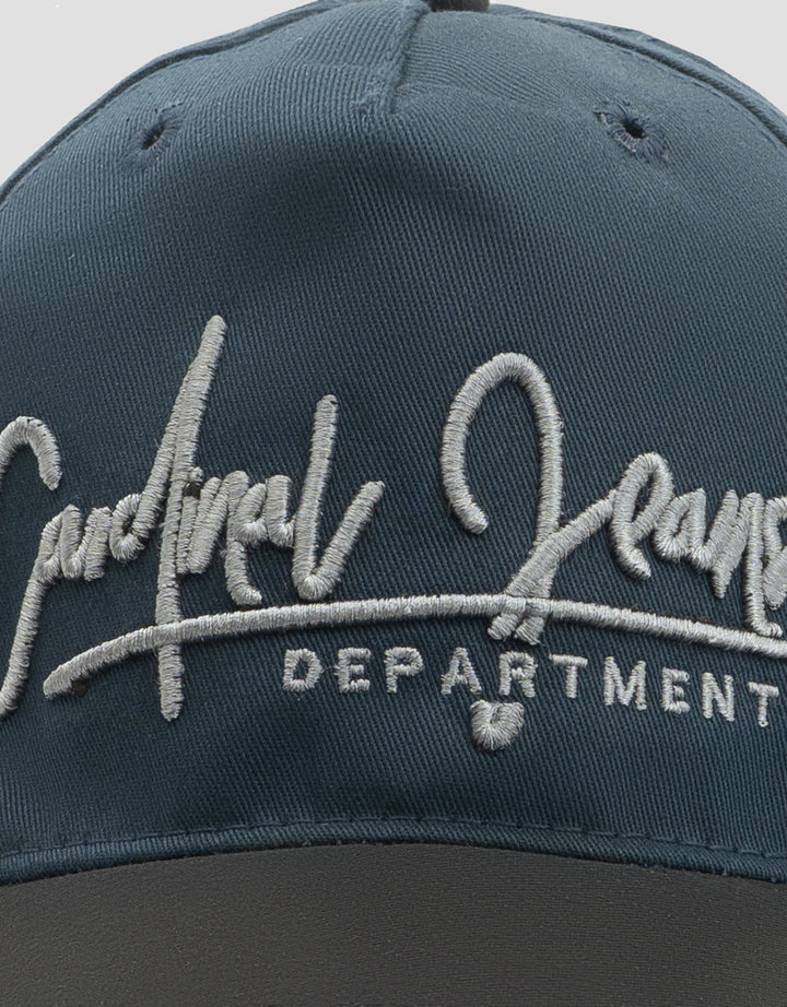 Cardinal Jeans Fashionable Topi Pria