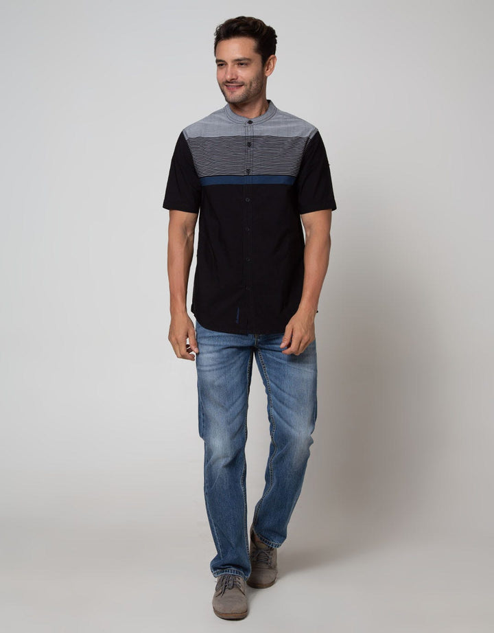 Cardinal Jeans Kemeja Koko Lengan Pendek Print Chest Stripes