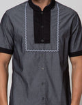 Cardinal Jeans Kemeja Koko Lengan Pendek Cubes Print