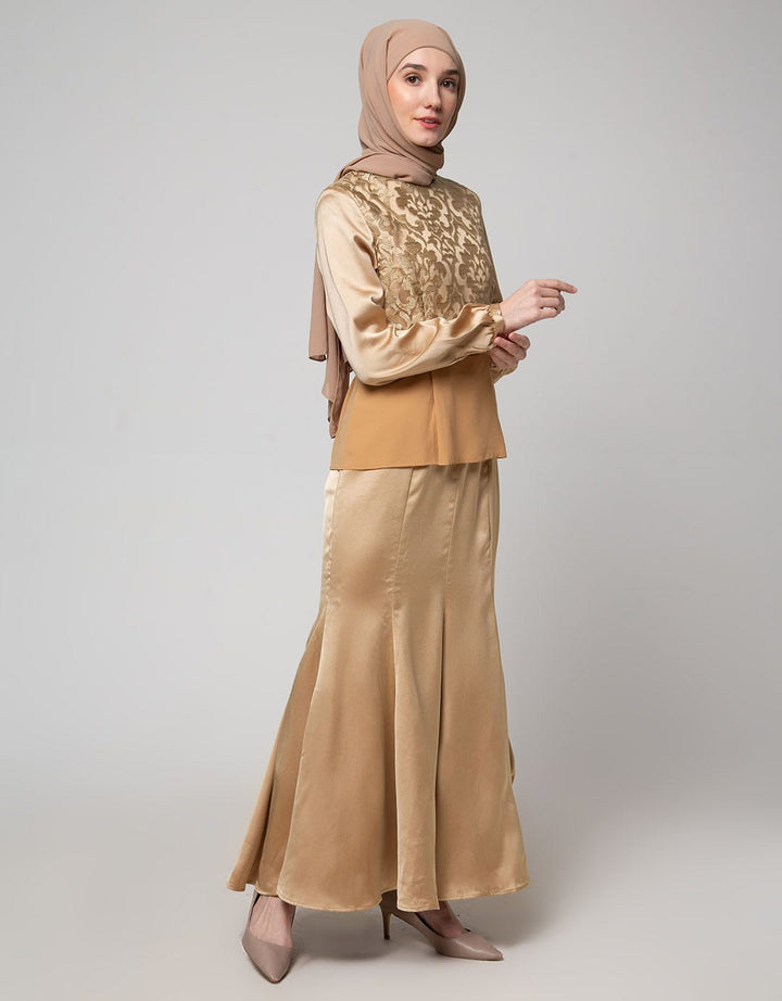 Cardinal Femme Brukat Flare Women's Dress