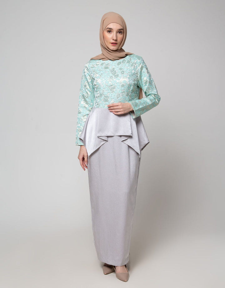 Cardinal Femme Gamis Layer Look