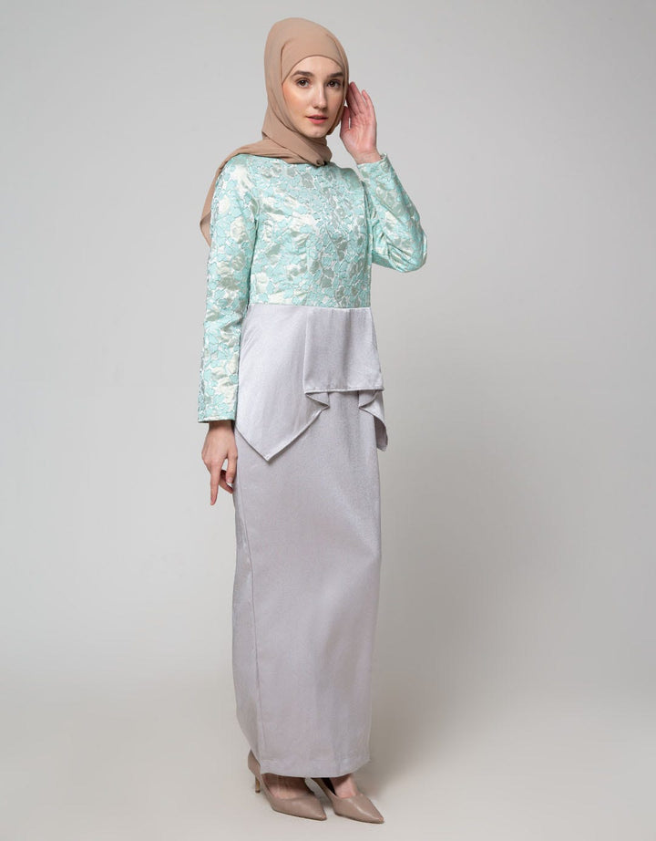 Cardinal Femme Gamis Layer Look