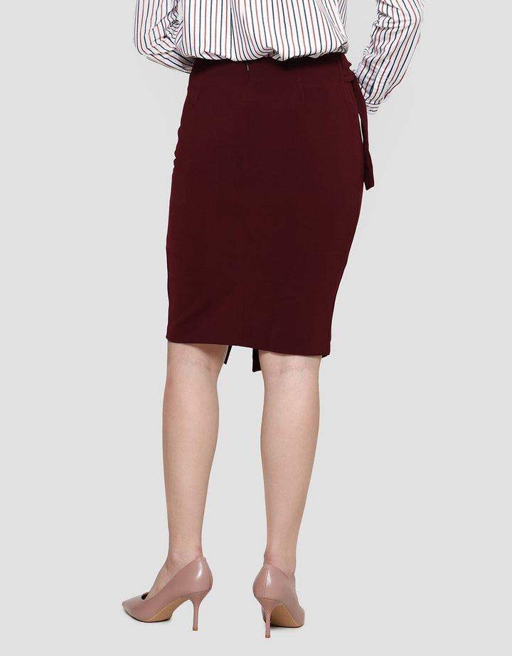 Cardinal Femme Rok Wanita