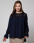 Cardinal Femme Top Lace Wave Blouse
