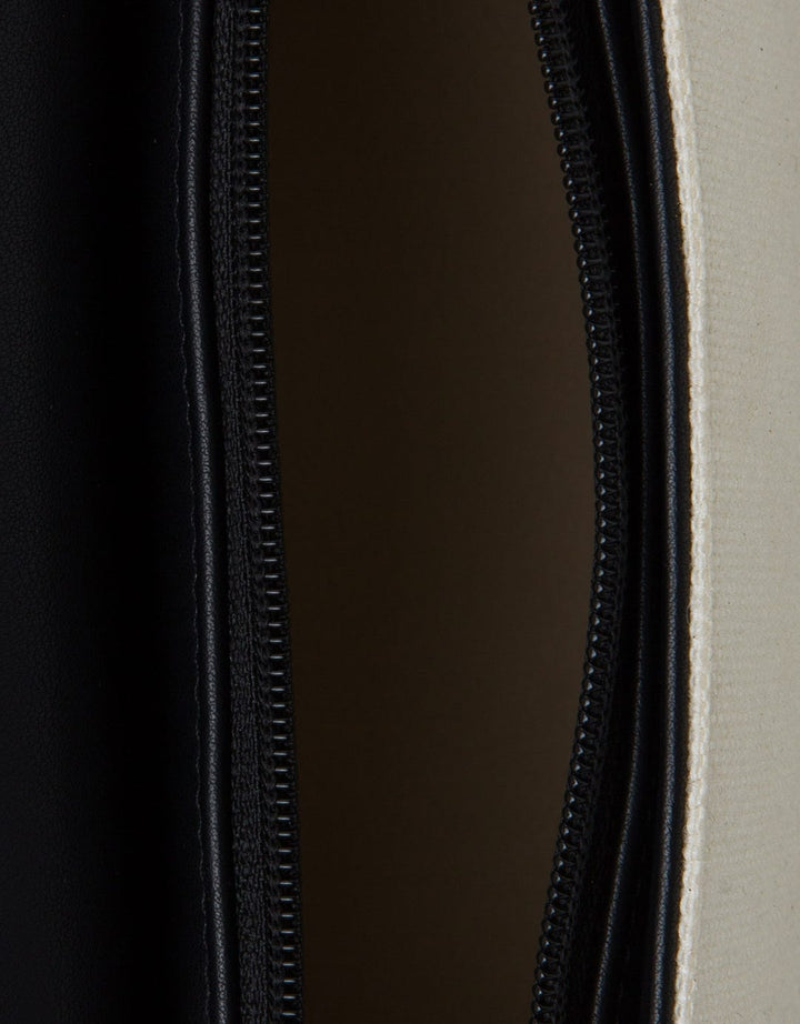 CROSSBODY BAG SOLID