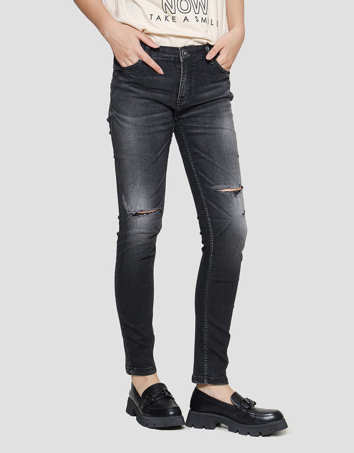 Cardinal Girl Ripped Women's Skinny Long Pants