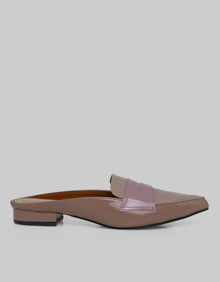 Yongki Komaladi Mules Flatshoes Slip On