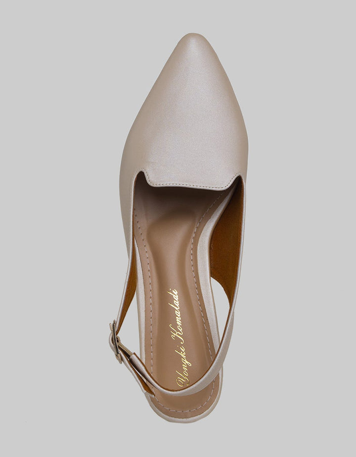 Yongki Komaladi Zelo Pointed Women's Shoes