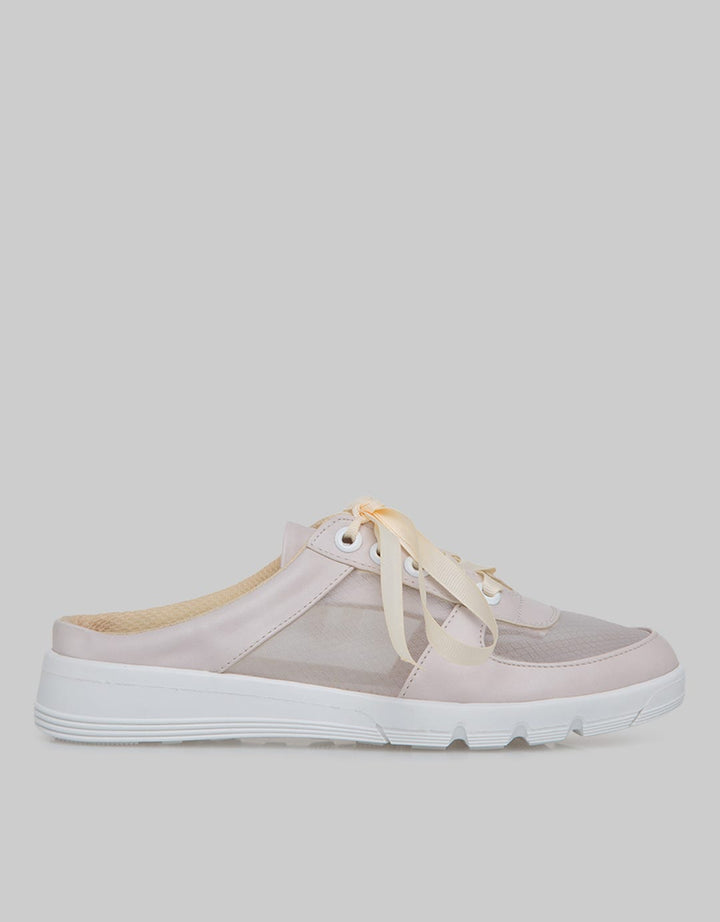 Yongki Komaladi Casual Sneakers