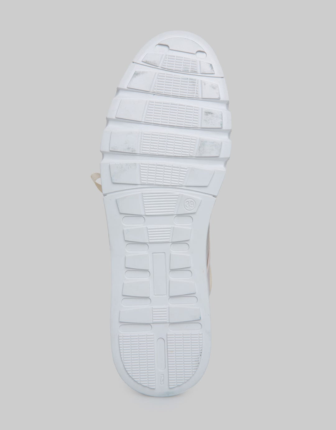 Yongki Komaladi Casual Open Back