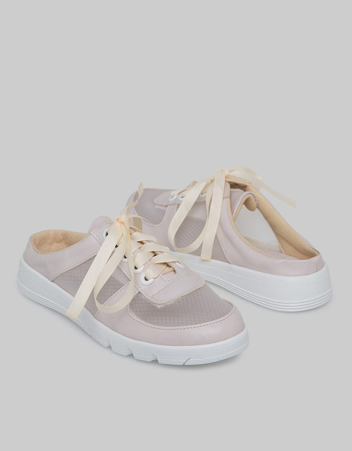Yongki Komaladi Sneakers Slip On
