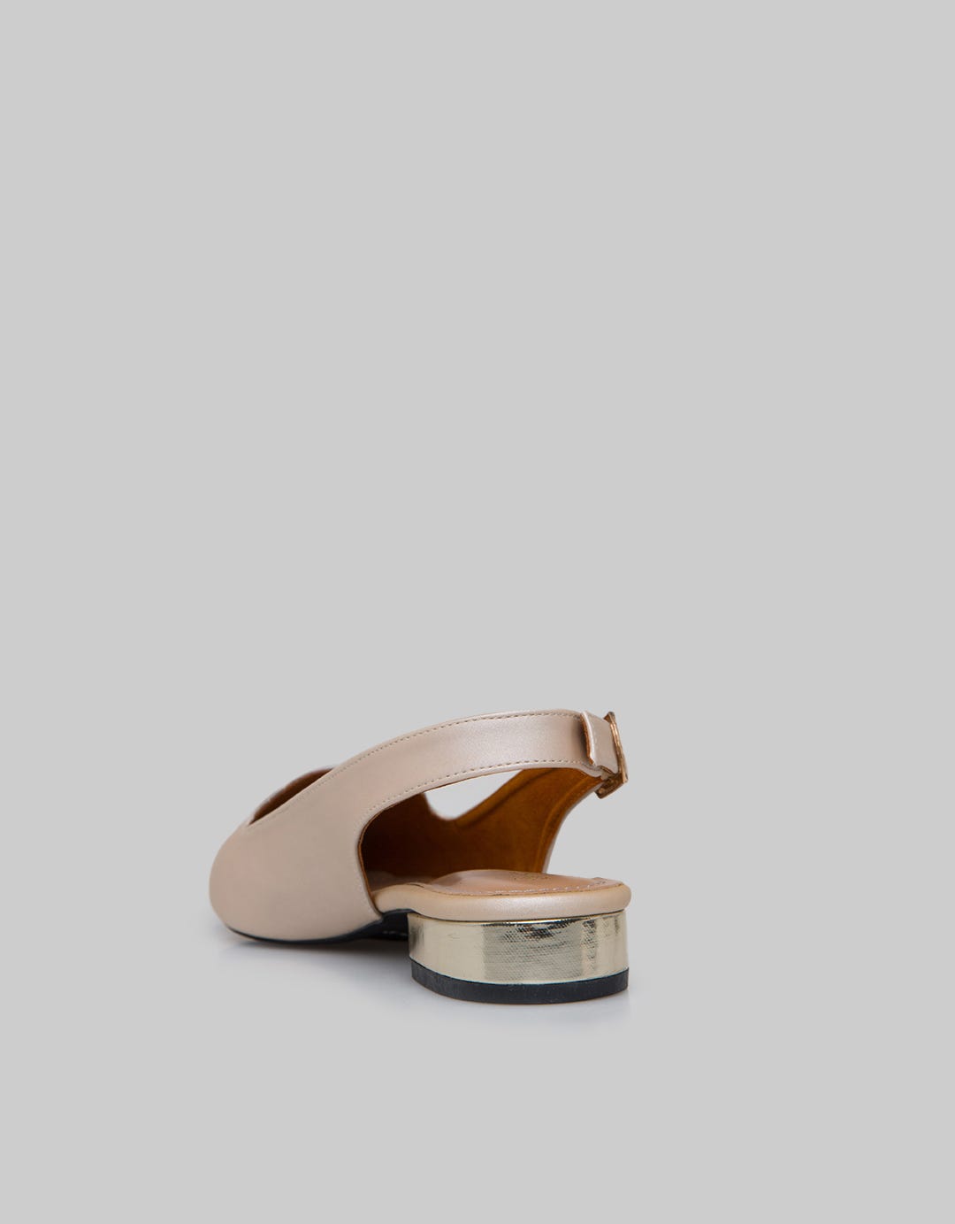 Yongki Komaladi Mules Zelo With Buckle Strap