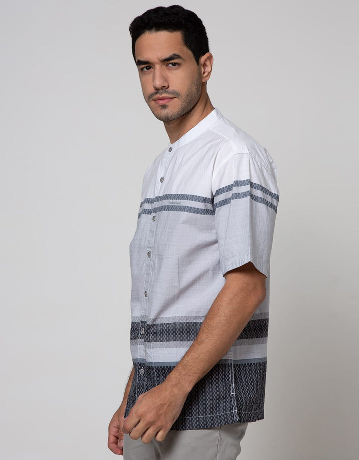 Cardinal Casual Short Sleeve Shirt Big Line On Bottom