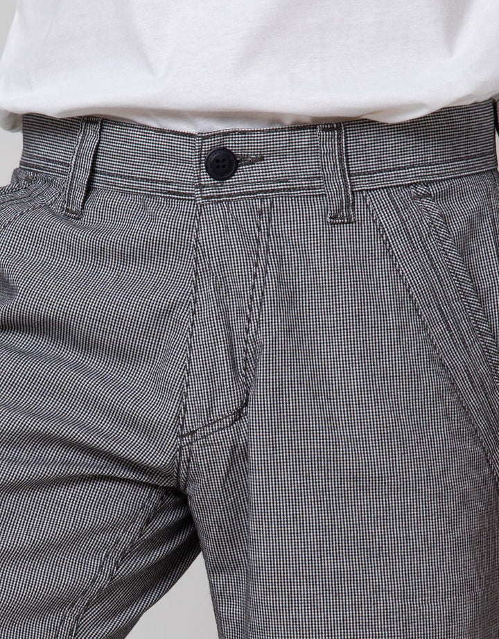 LGS Celana Pendek Comfort