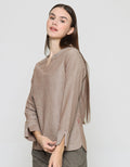 Cardinal Girl Blouse Fashion Wanita