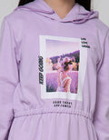 Nevada Long Sleeve Midi Dress Hoodie Serut Pinggang Fotoprint