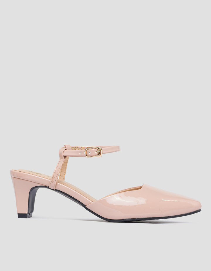 Yongki Komaladi Ankle Strap With Buckle Heels Wanita