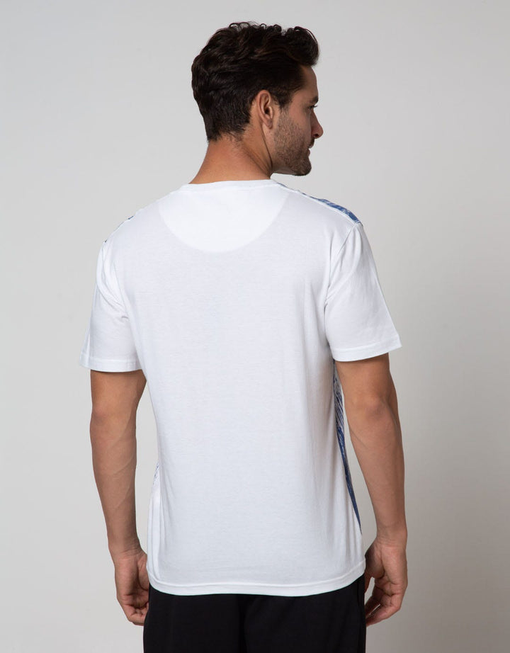 Cardinal Jeans T-Shirt Oblong Lengan Pendek Print Logo