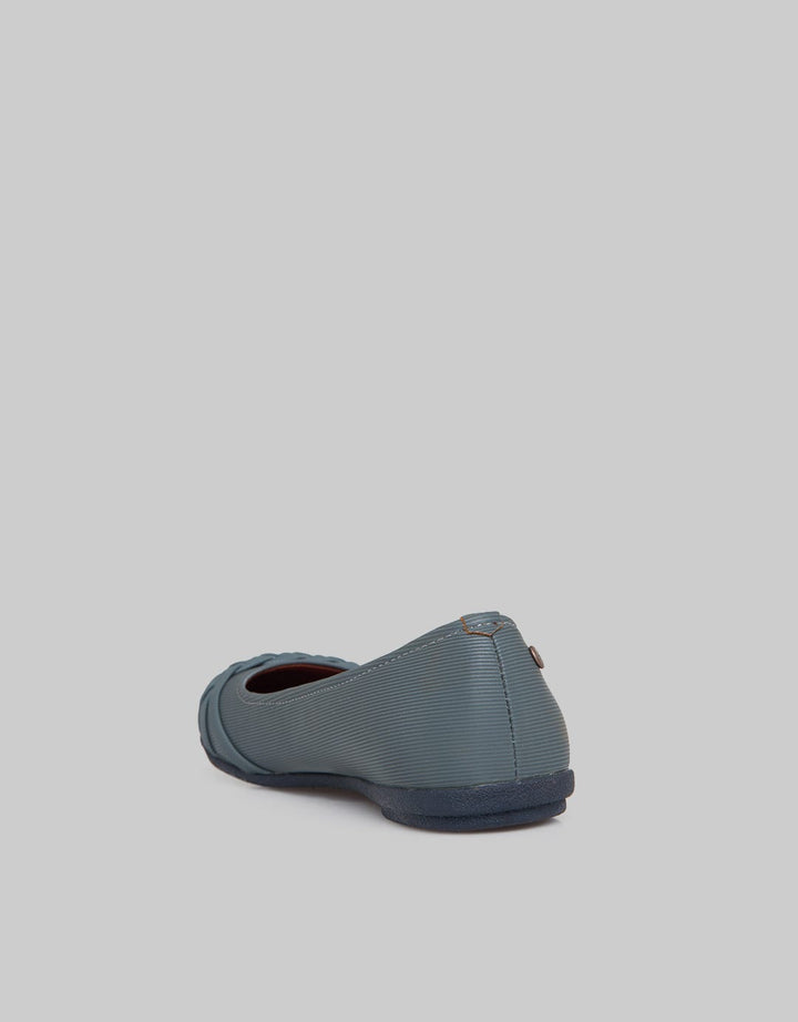 Triset Braid Round Toe Ballerina Flats