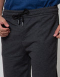 Marvel Logo Avenger Short Pants Basic