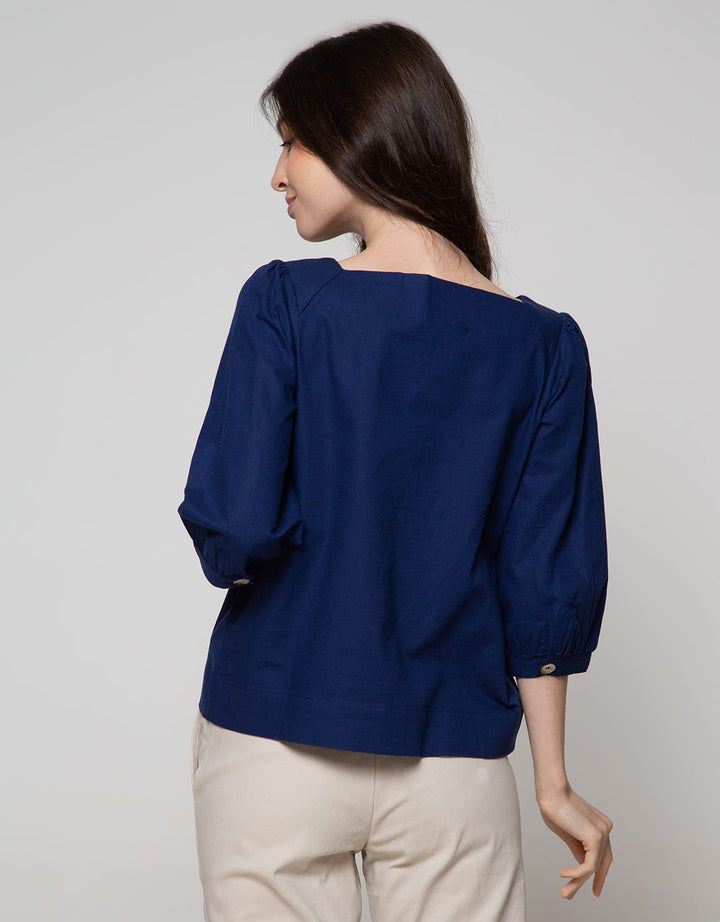 Connexion 3/4 Sleeve Blouse Square Neck Horn Button