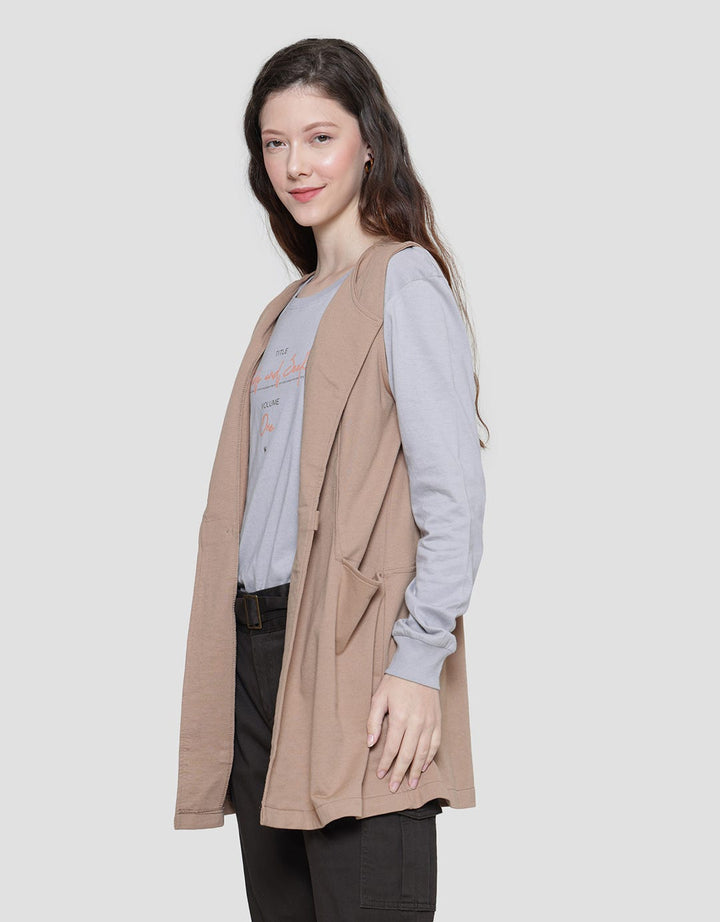 Cardinal Girl Open Front Rompi Wanita