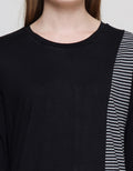 Cardinal Girl Stripe Motif On Side Women's T-Shirt